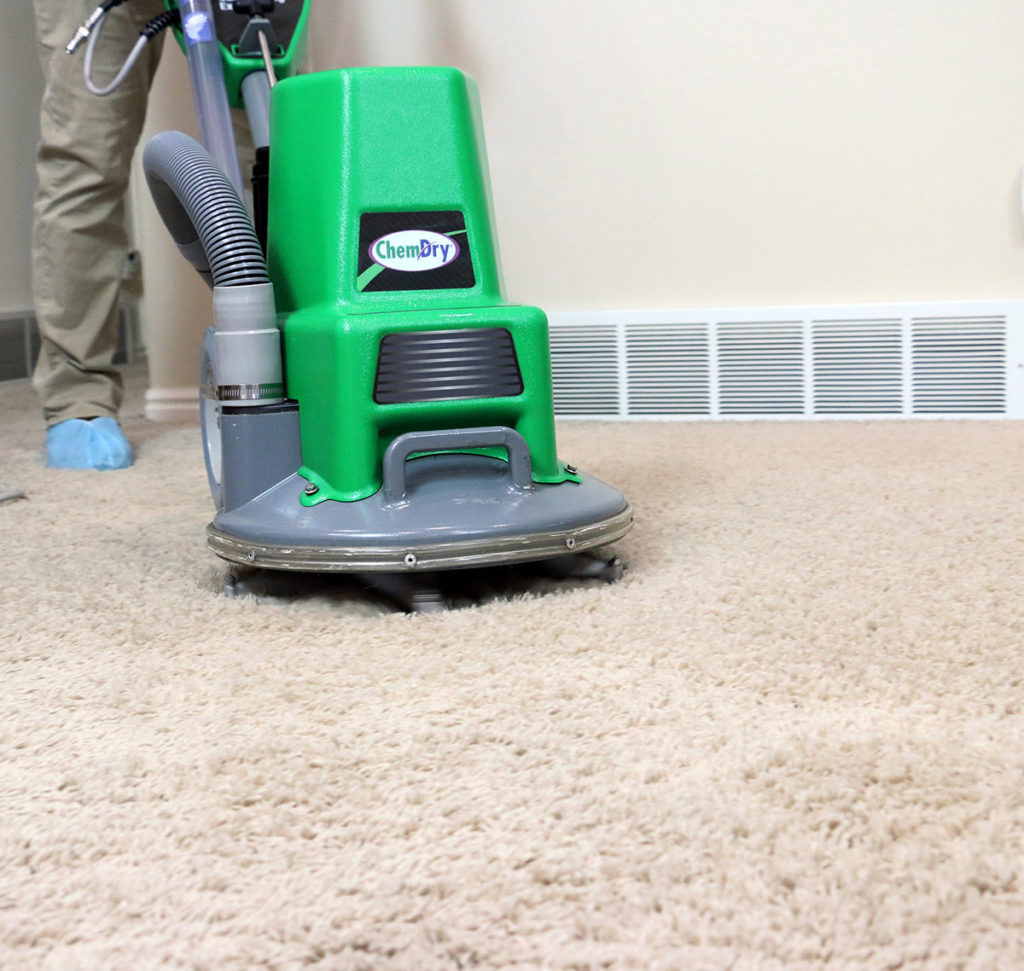 Buy a carpet cleaning franchise with Chem-Dry Franchise machine cleans carpet